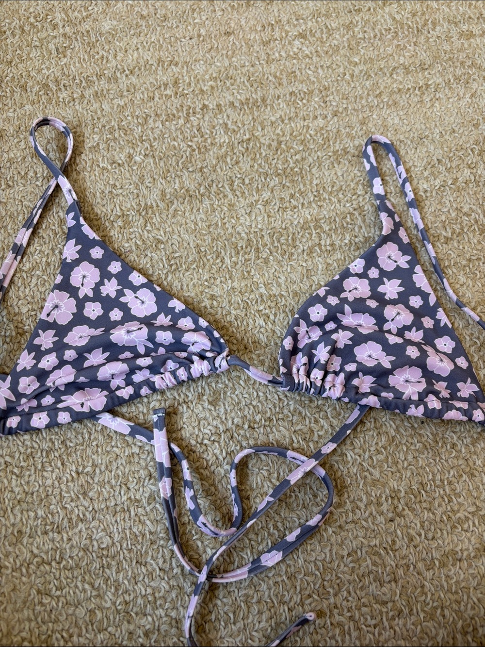 Lokahi bikini top, size large